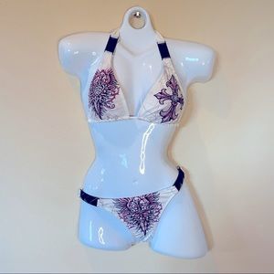 Sinful by Affliction Scottsdale Pyramid Bikini Top White & Pink Wings